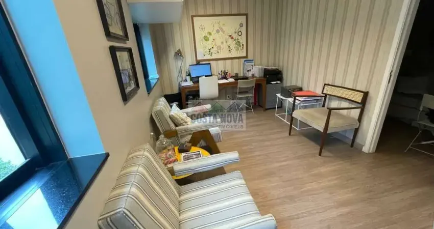 Apartamento à venda com 28m², com 1 quarto, 1 sala, cozinha, 1 vaga no bairro da Santa Cecília