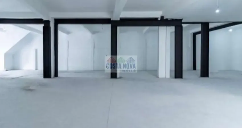 Salão comercial com 420 m² na abílio pedro ramos. energia trifásica e grande vão livre