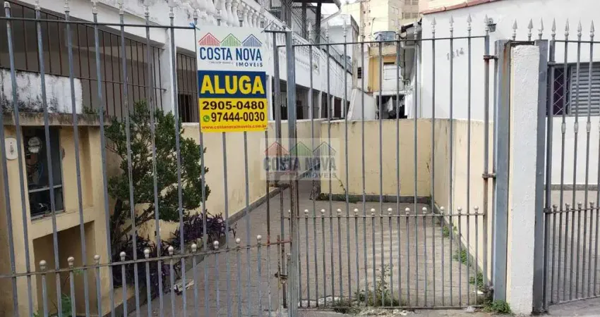Aluga-se casa na vila guilherme, 2 dormitórios e 1 vaga de garagem