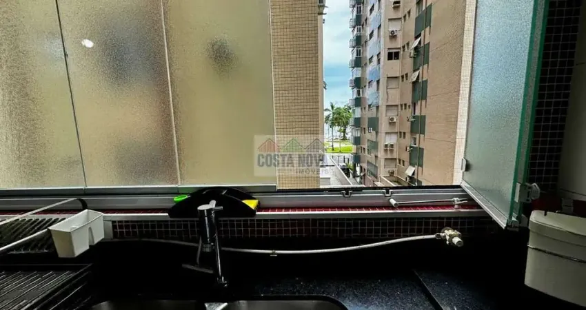 Apto 3 Dormitórios com Elevador Privativo e Vaga na Ponta da Praia e Perto do mar