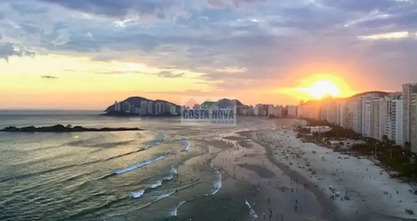 Apartamento pé na areia, com vista mar deslumbrante e permanente, no Guarujá.