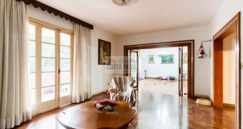 Apartamento localizado na Av. Higienópolis com vista totalmente livre