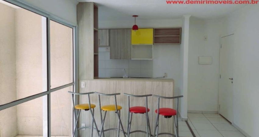 Apartamento à venda em Cotia-SP, Jardim Petrópolis: 2 quartos, 2 salas, 1 banheiro, 2 vagas de garagem, 60m².