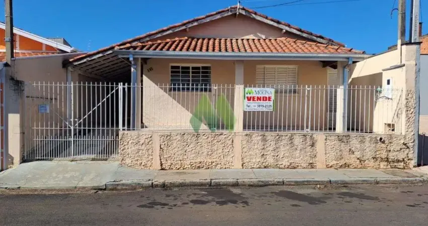 Casa 3 Dormitorios a venda - Vila Pinheiro Machado - Botucatu/SP