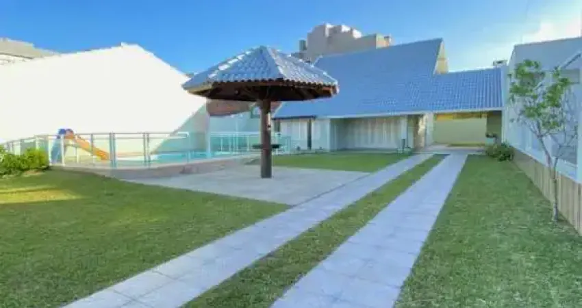 Lindíssima casa com 4 dormitórios, com 2 suítes, anexo  e linda piscina.