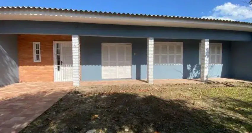 Linda casa com 3 dormitórios, ótimo terreno em nova tramandaí