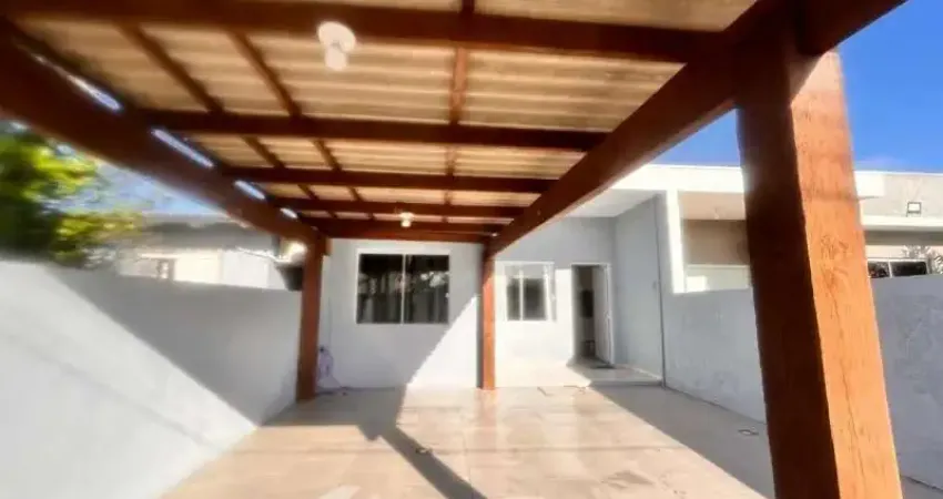 Lindo geminado, com dois dormitórios, e anexo nos fundos em nova tramandaí.