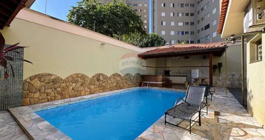 Casa térrea 5 quartos sendo duas suítes em terreno de 800m²