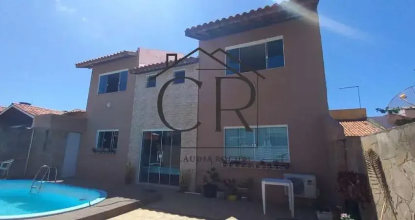 Casa nascente no Recanto de Abrantes, com 5/4 sendo 3 suítes!