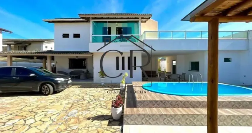 Casa solta localizada a poucos passos da Praia do Flamengo!