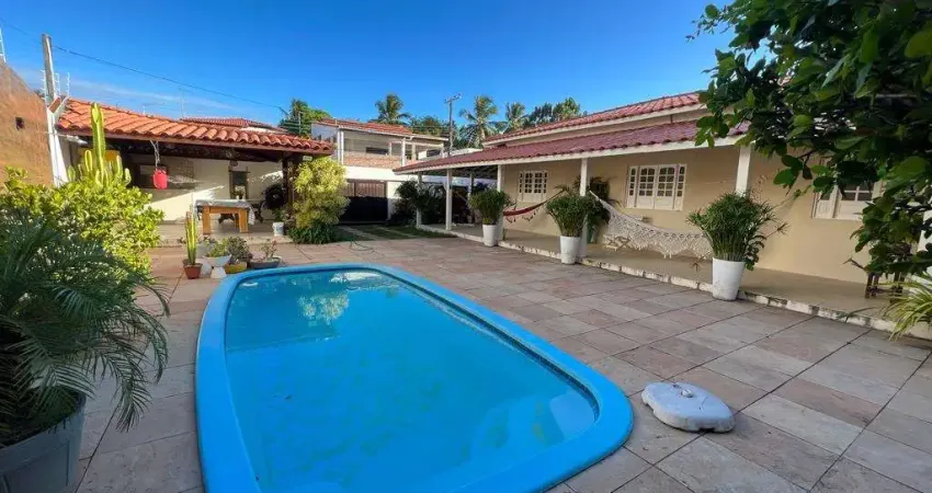 Mega maravilhosa casa térrea com piscina privativa pertinho da praia de Jauá!
