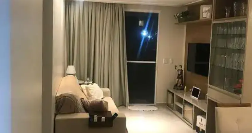 Um espetáculo de apartamento com excelente área verde privativa!
