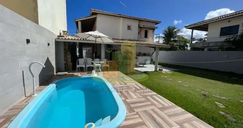 Mega maravilhosa casa em condomínio fechado com piscina privativa