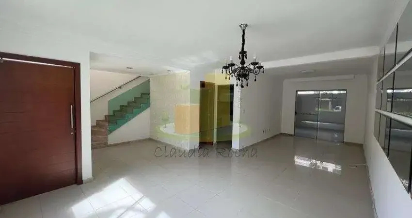Perfeita casa em condomínio com portaria 24h, pronta para morar!!