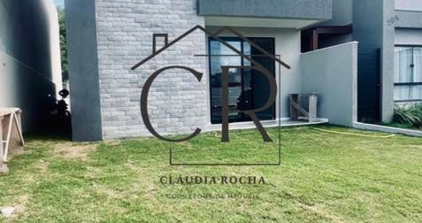 Oportunidade única! Casa recém finalizada em Abrantes, em condomínio fechado!