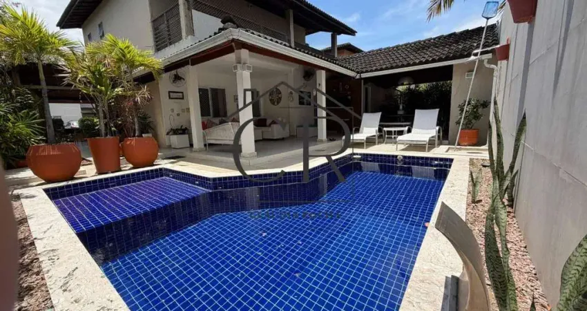 Maravilhosa casa em condomínio fechado ao lado de vilas do atlântico, para quem gosta de requinte e viver bem em plena harmonia!