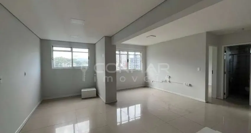 Sala comercial com 59m² na Avenida Santos Dumont por R$2.300,00 + TAXAS