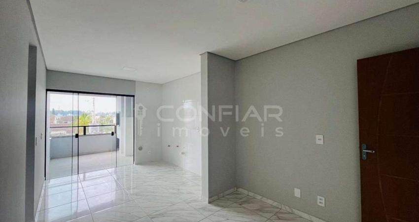 Apartamento novo com 3 quartos e 2 vagas de garagem por R$ 2.250,00 + TAXAS
