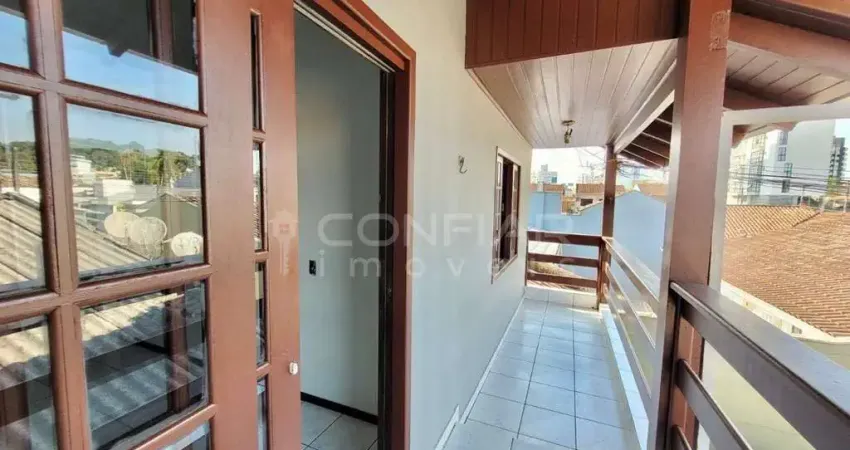 Apartamento 3 quartos para locação no Costa e Silva por R$2.400,00 + taxas