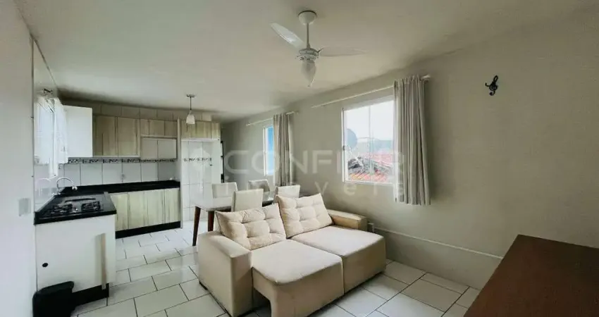 Casa residencial semimobiliada para locação por R$1.700,00 + TAXAS