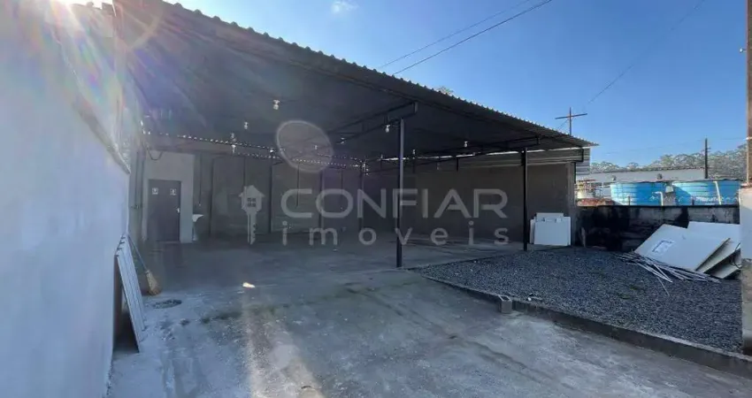 Galpão com 115m² para locação no Boa Vista por R$2.700,00 + TAXAS