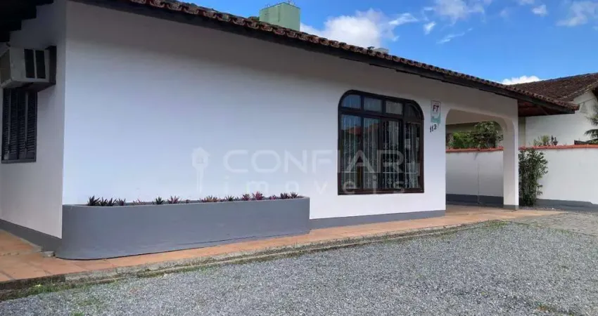 Casa para locação com 4 quartos no santo antônio por r$4.800,00 + taxas