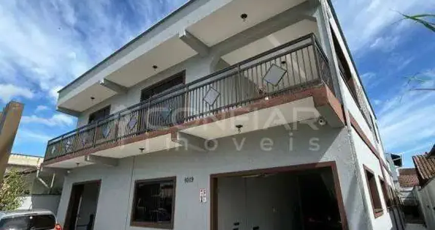 Sobrado à venda, 5 quartos, 1 suíte, 2 vagas, boa vista - joinville/sc