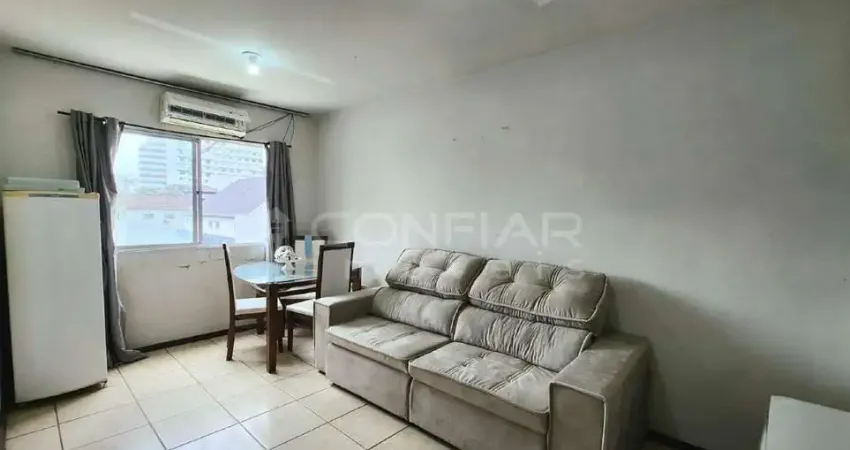 Apartamento de 1 quarto no centro de joinville para locação por r$1.399,00 + taxas