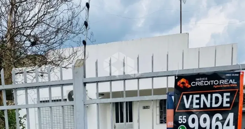 Casa própria para uso residencial e comercial, ótimo ponto comercial.