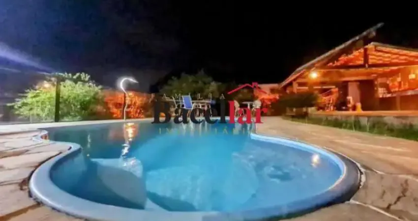 Casa em condomínio fechado com 3 quartos à venda na Rua VII, Limoeiro, Guapimirim