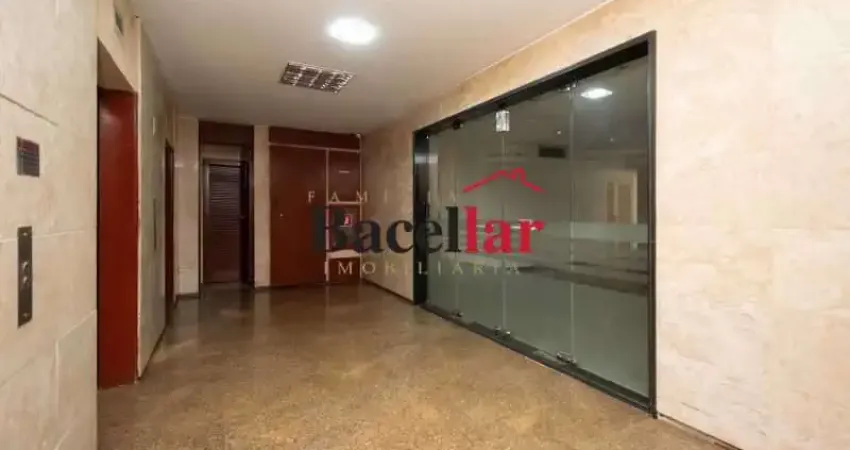 Sala comercial para alugar na Praça Pio X, Centro, Rio de Janeiro