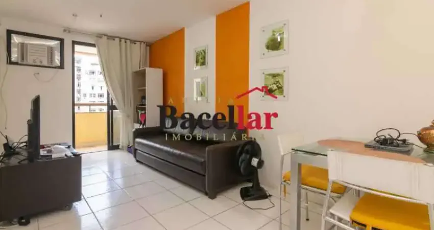 Flat com 1 quarto à venda na Rua Pompeu Loureiro, Copacabana, Rio de Janeiro