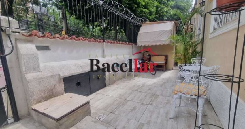 Apartamento com 2 quartos à venda na Rua Araxá, Grajaú, Rio de Janeiro