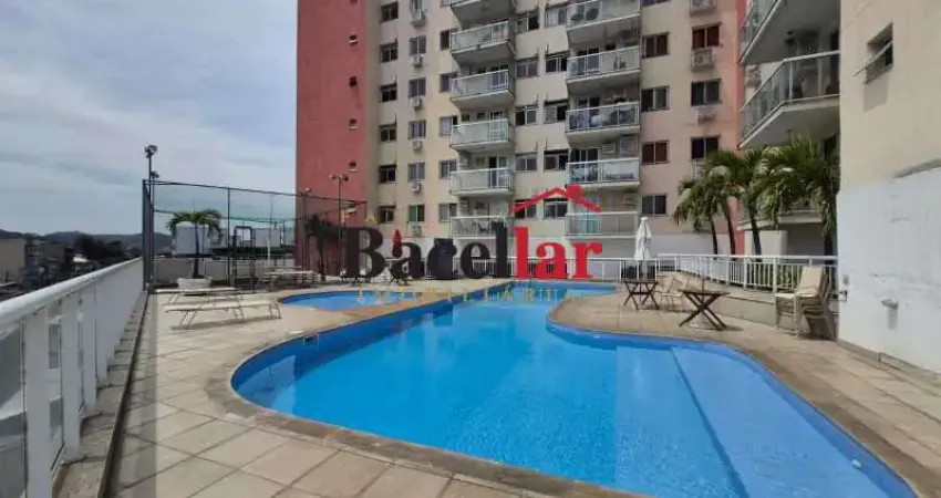 Apartamento com 2 quartos para alugar na Rua Cerqueira Daltro, Cascadura, Rio de Janeiro