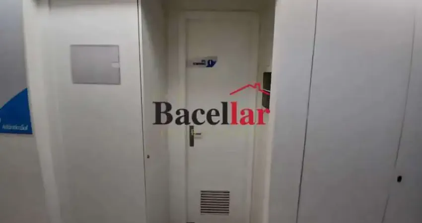 Sala comercial para alugar na Avenida Rio Branco, Centro, Rio de Janeiro