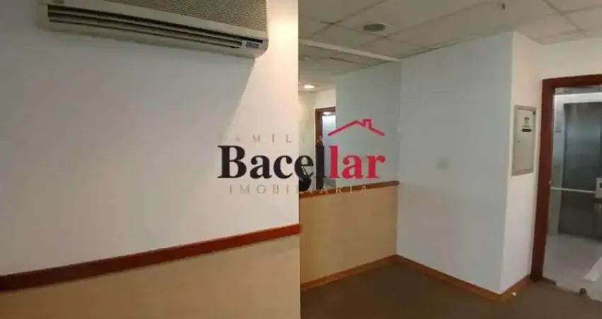 Sala comercial para alugar na Avenida Rio Branco, Centro, Rio de Janeiro