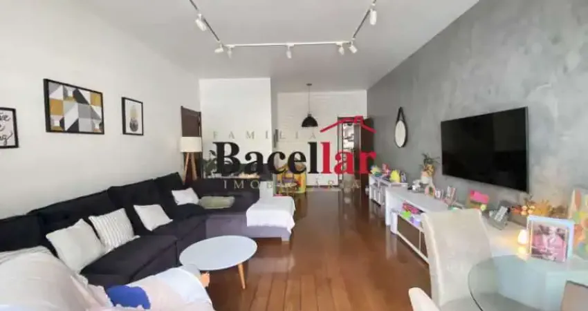 Apartamento com 3 quartos à venda na Rua Itacuruçá, Tijuca, Rio de Janeiro