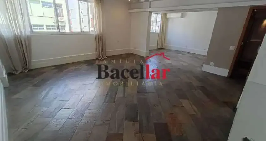 Apartamento com 2 quartos para alugar na Rua Soares Cabral, Laranjeiras, Rio de Janeiro