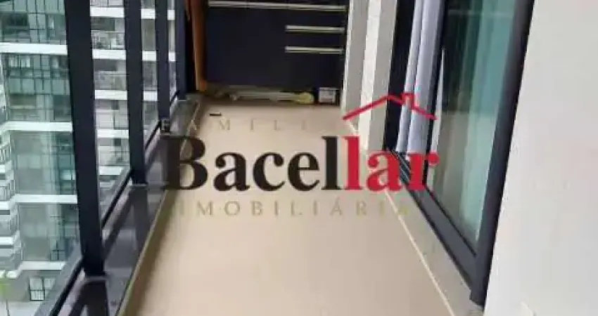 Flamengo! Ícono Parque! Lindo apartamento andar alto 74m2 2 quartos 1 vaga