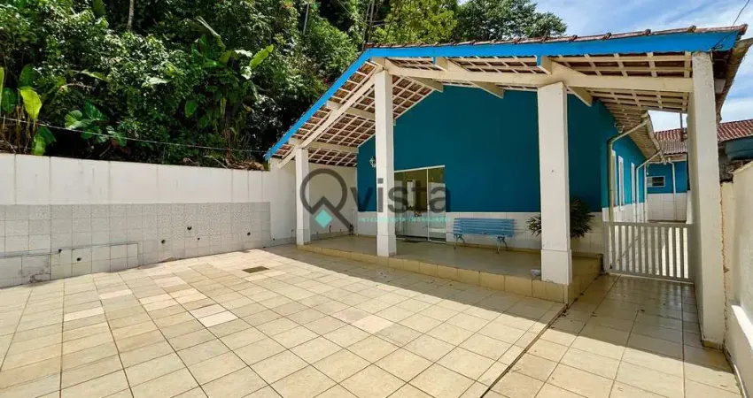 Casa com 3 quartos à venda na Rua Oscar Pereira dos Santos, 683, Jardim Guaiuba, Guarujá