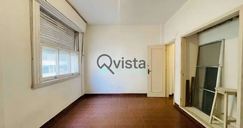 Kitnet 1 Quadra do mar, 1 Dormitório à Venda na Pitangueiras no Guarujá | QVista Inteligência Imobi