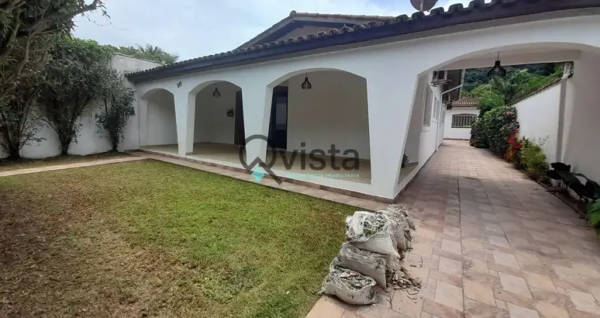 Casa com 3 quartos à venda na Rua Gerônimo Lopes Agria, 232, Jardim Guaiuba, Guarujá