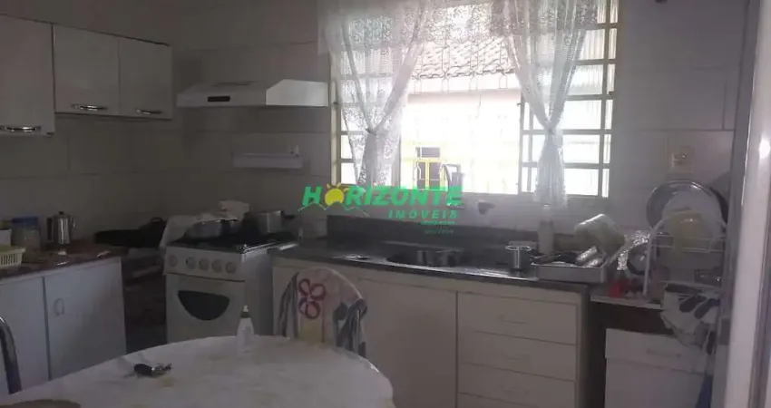 Casa à venda, 250 m² por R$ 690.000,00 - Jardim Satélite - São José dos Campos/SP
