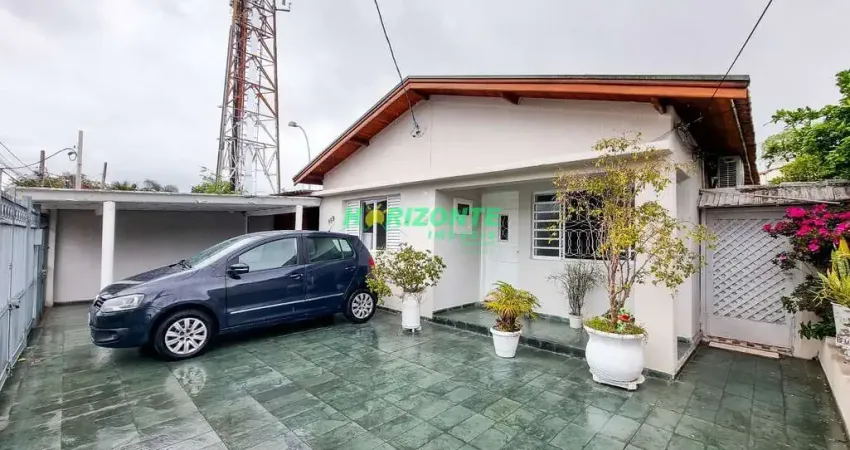 Casa à venda com 3 dormitórios no Jardim Oriente em São José dos Campos - SP