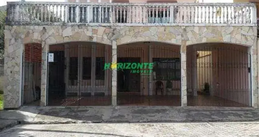 Sobrado com 4 dormitórios à venda, 335 m² por R$ 1.000.000,00 - Bosque dos Eucaliptos - São José do