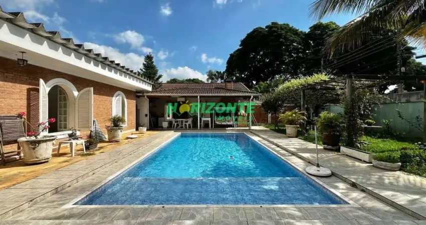 Casa com 5 dormitórios à venda, 380 m² por R$ 2.600.000,00 - Jardim Esplanada - São José dos Campos