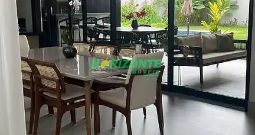 Casa com 3 dormitórios à venda, 300 m² por R$ 4.000.000,00 - Condomínio Residencial Colinas do Para