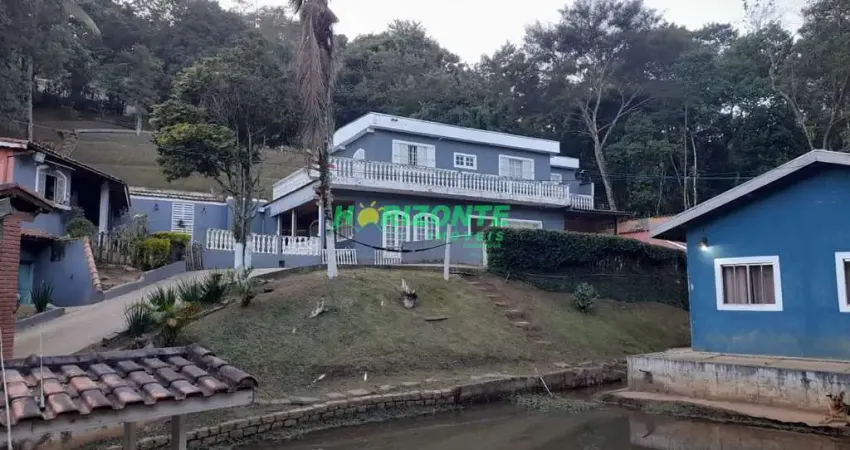 Chácara com 3 dormitórios à venda, 2500 m² - Bom Sucesso - São José dos Campos/São Paulo