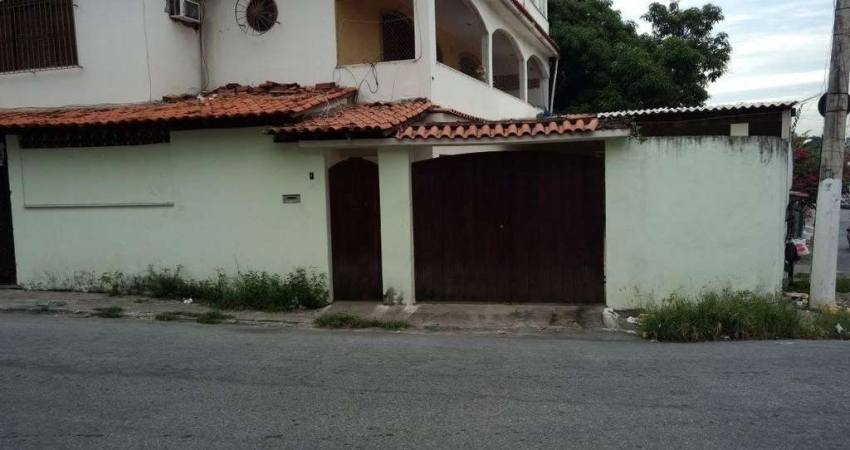 Casa para Venda em São Gonçalo, Zé Garoto, 3 dormitórios, 2 suítes, 3 banheiros, 4 vagas