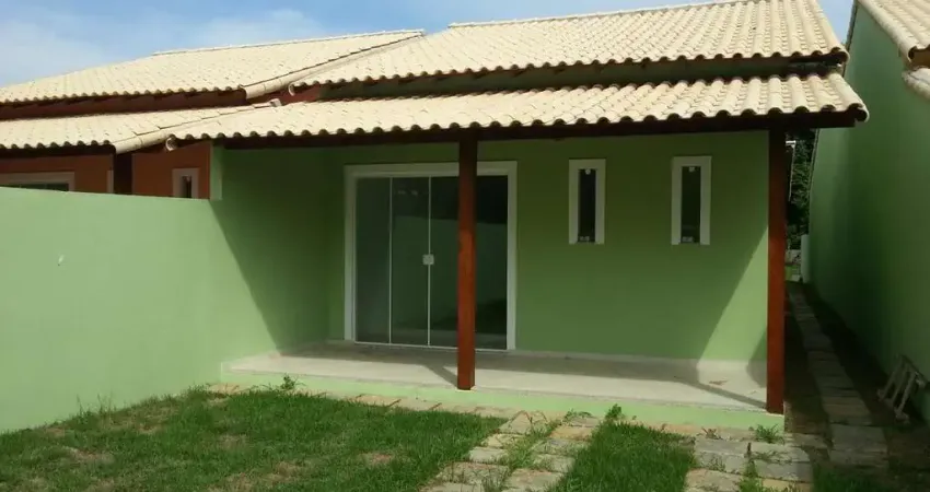 Casa em Condomínio para Venda em Maricá, Condado de Maricá, 3 dormitórios, 1 suíte, 2 banheiros, 2 vagas